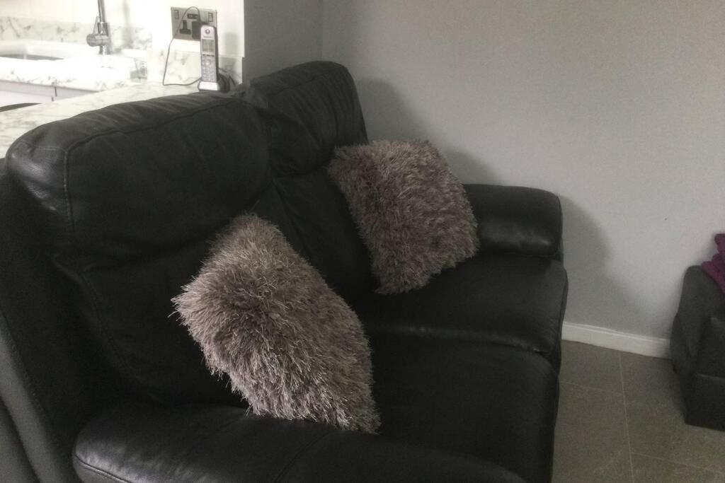 Leafy Lytham Central Lovely Ground Floor 1 Bedroom Apartment With Private Garden In Lytham Dog Friendly Литам-Сент-Эннс Экстерьер фото